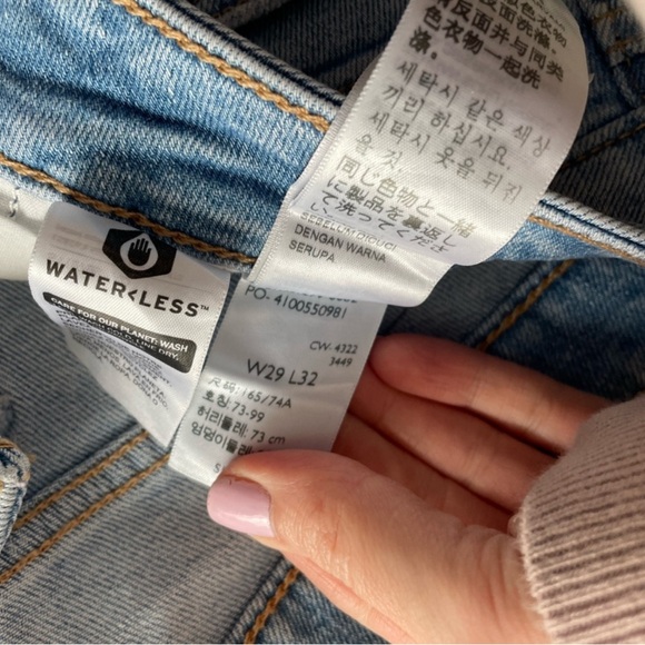 Excellent condition Levi’s ripped/distressed 29/32 - Picture 3 of 5